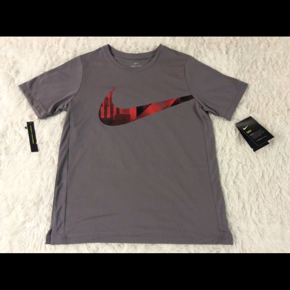 Nike Dri-Fit Youth Boys Tee Shirt Side Slits Large